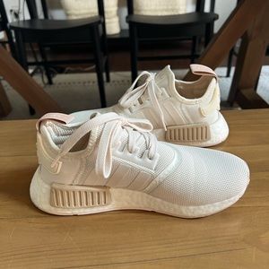 Women’s Adidas NMD 6.5 (Fits like a Women 7-7.5)